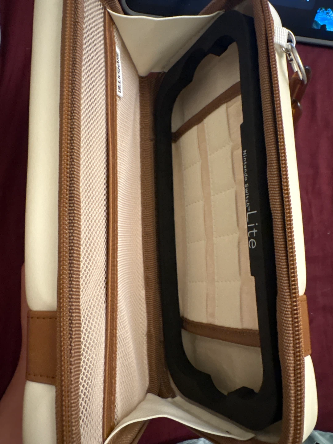 GeekShare Nitendo Switch Case! - photo 2