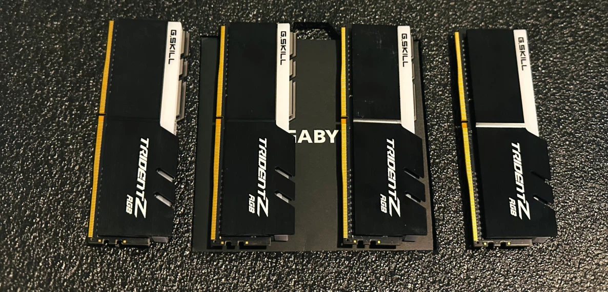 G.SKILL Trident-Z DDR4 3200Mhz CL16 RGB 4x8 OTO READ DESCRIPTION - photo 3