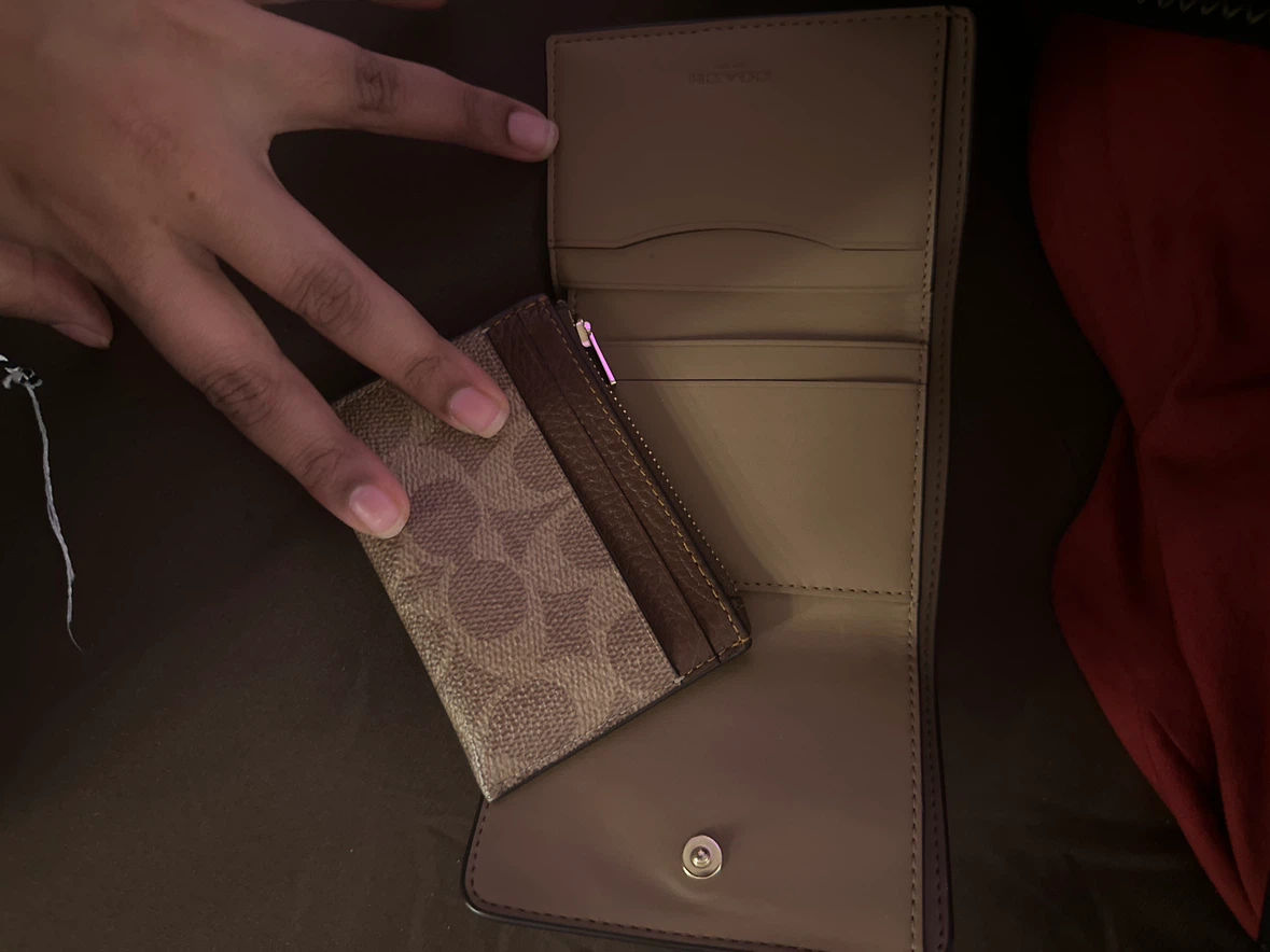 Coach Essential cardholder wallet - photo 4