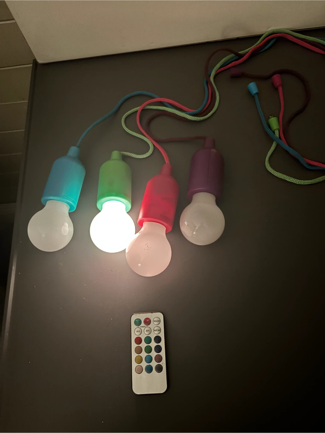 Set of 4 Colour-Changing LED Hanging Lights 🏈 - photo 4