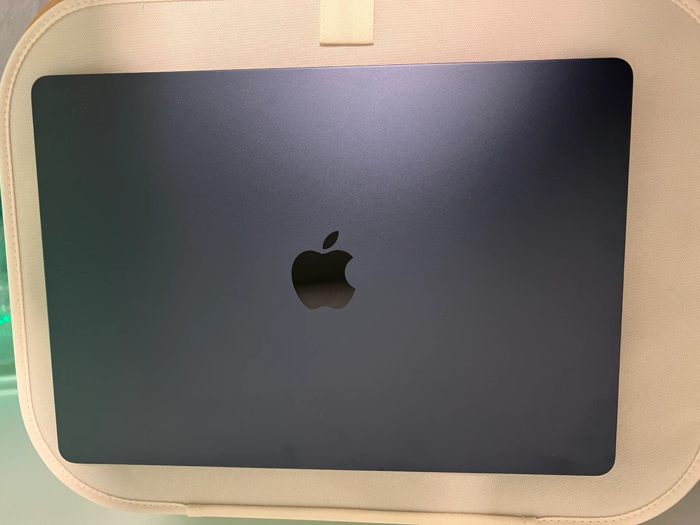 [Must go before EOM] Macbook Air M2 2022 15 Inch