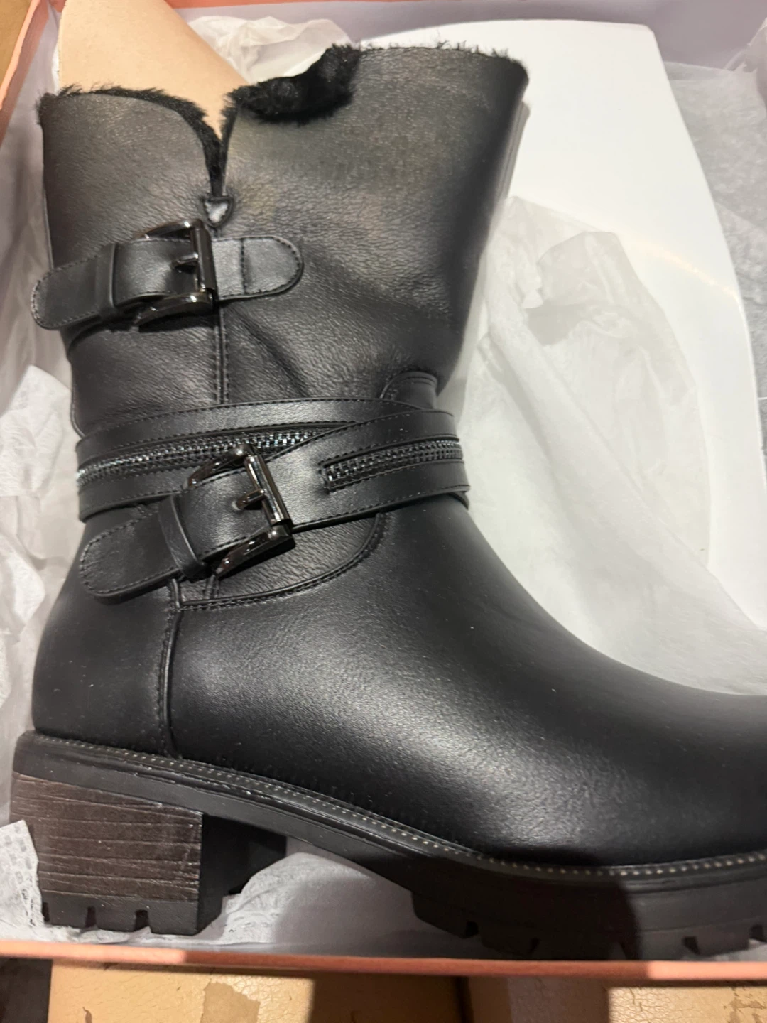 Black Fur-Lined Boots Size 37 - photo 2