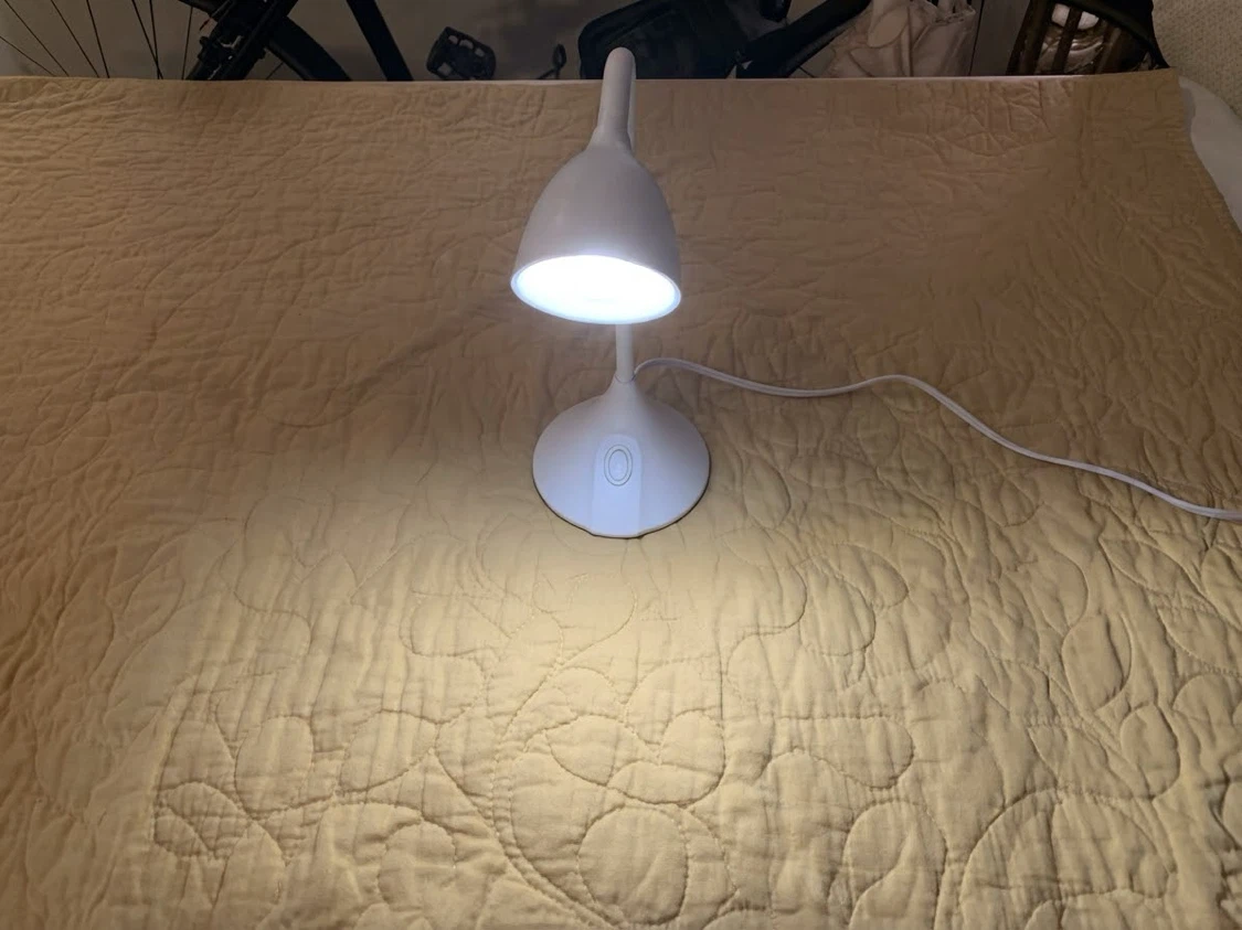 🏈 While DESK LED lamp - photo 2