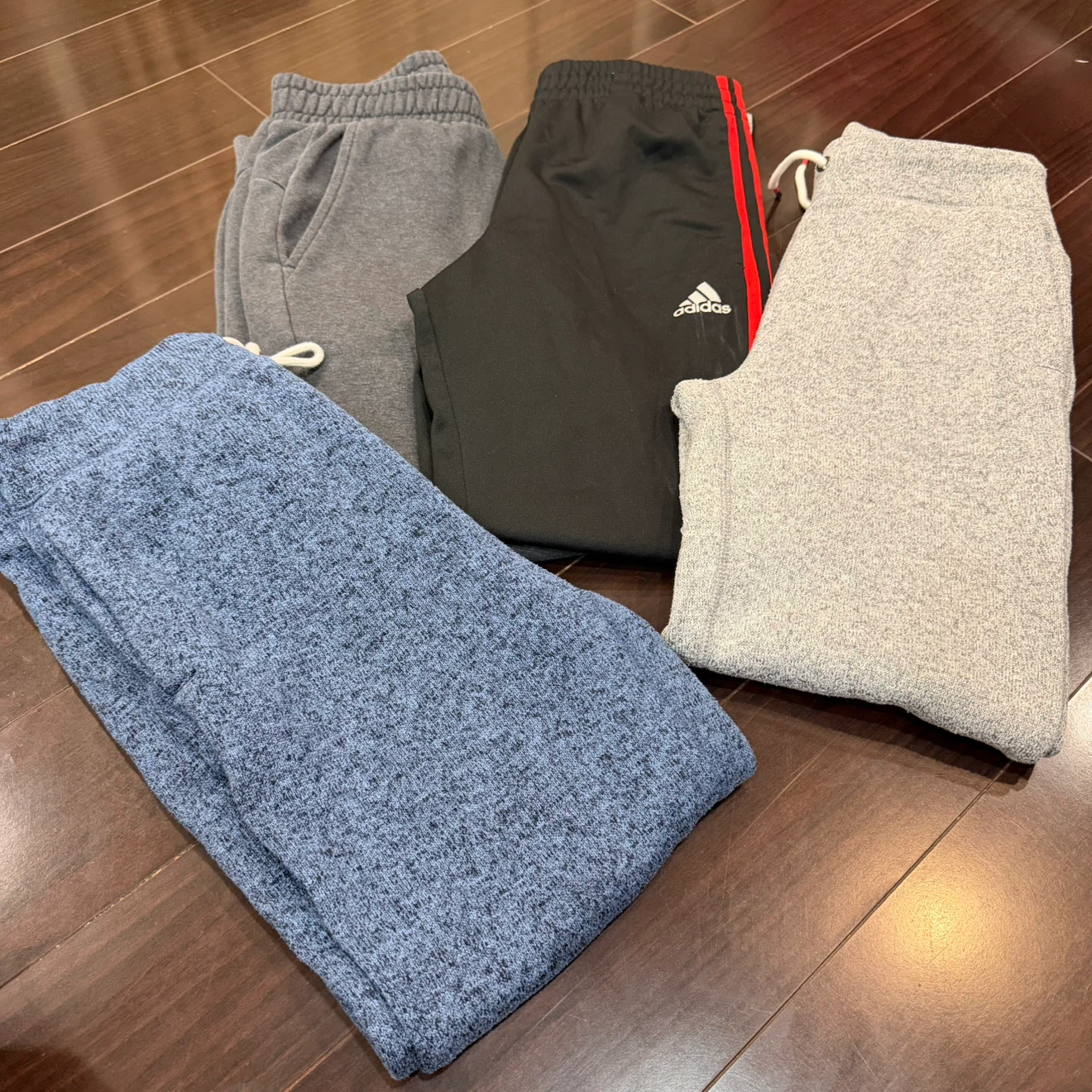 Set of 4 casual jogger pants 9/11 years