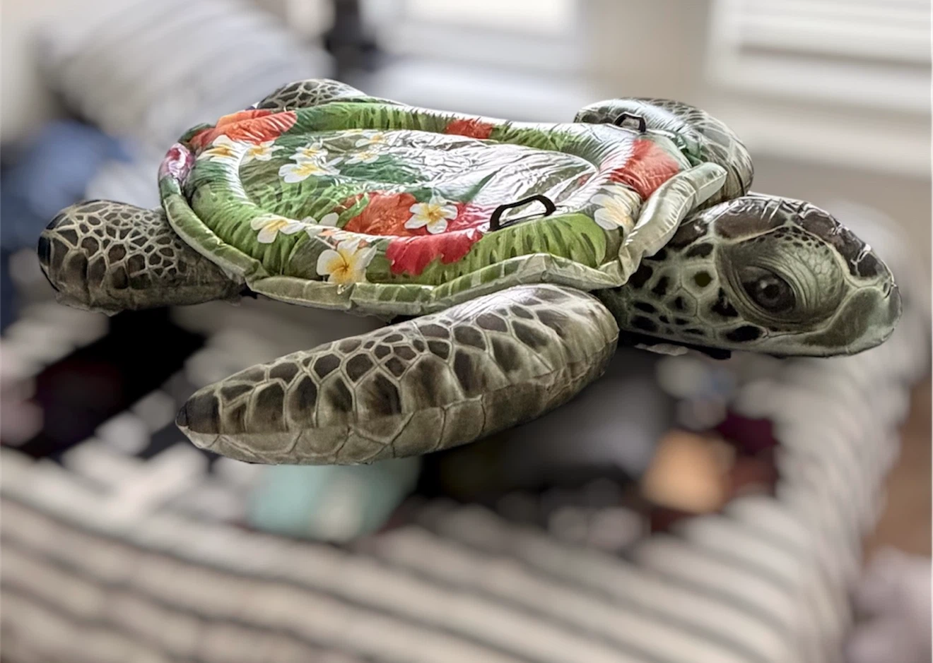 🏈 New extra large Inflatable Sea Turtle Pool Float