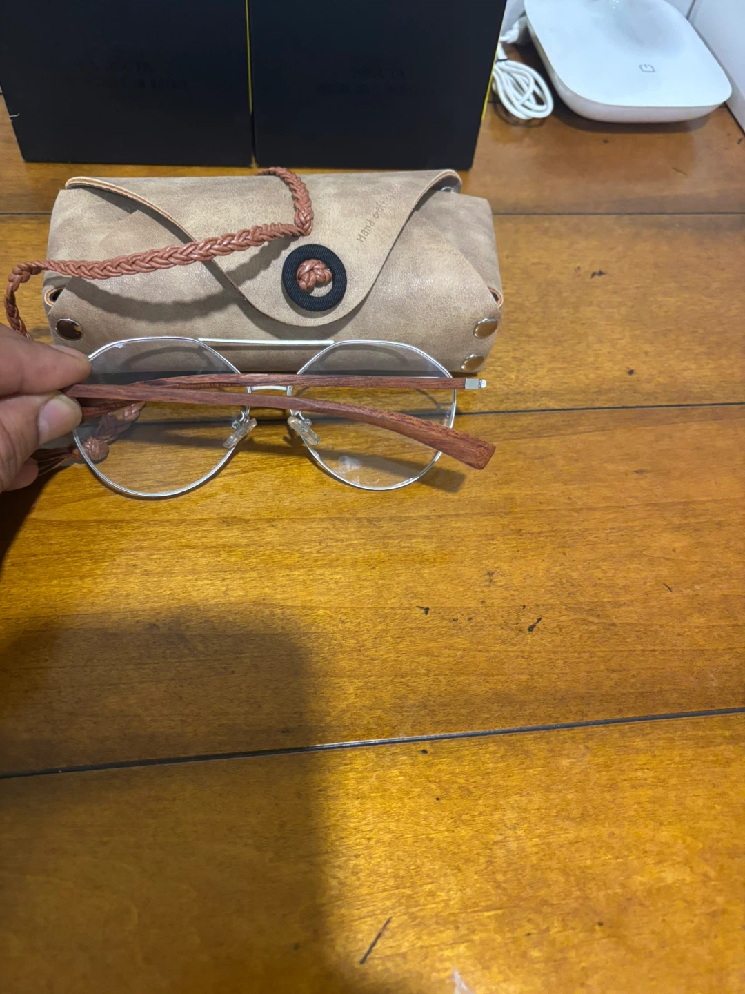 Aska Hand-Crafted Glasses with Case - photo 5