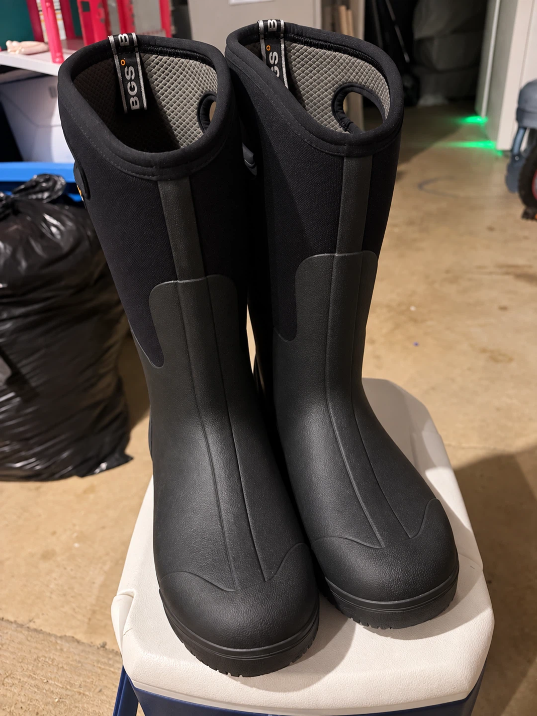 Bogs Waterproof Boots mens size 8