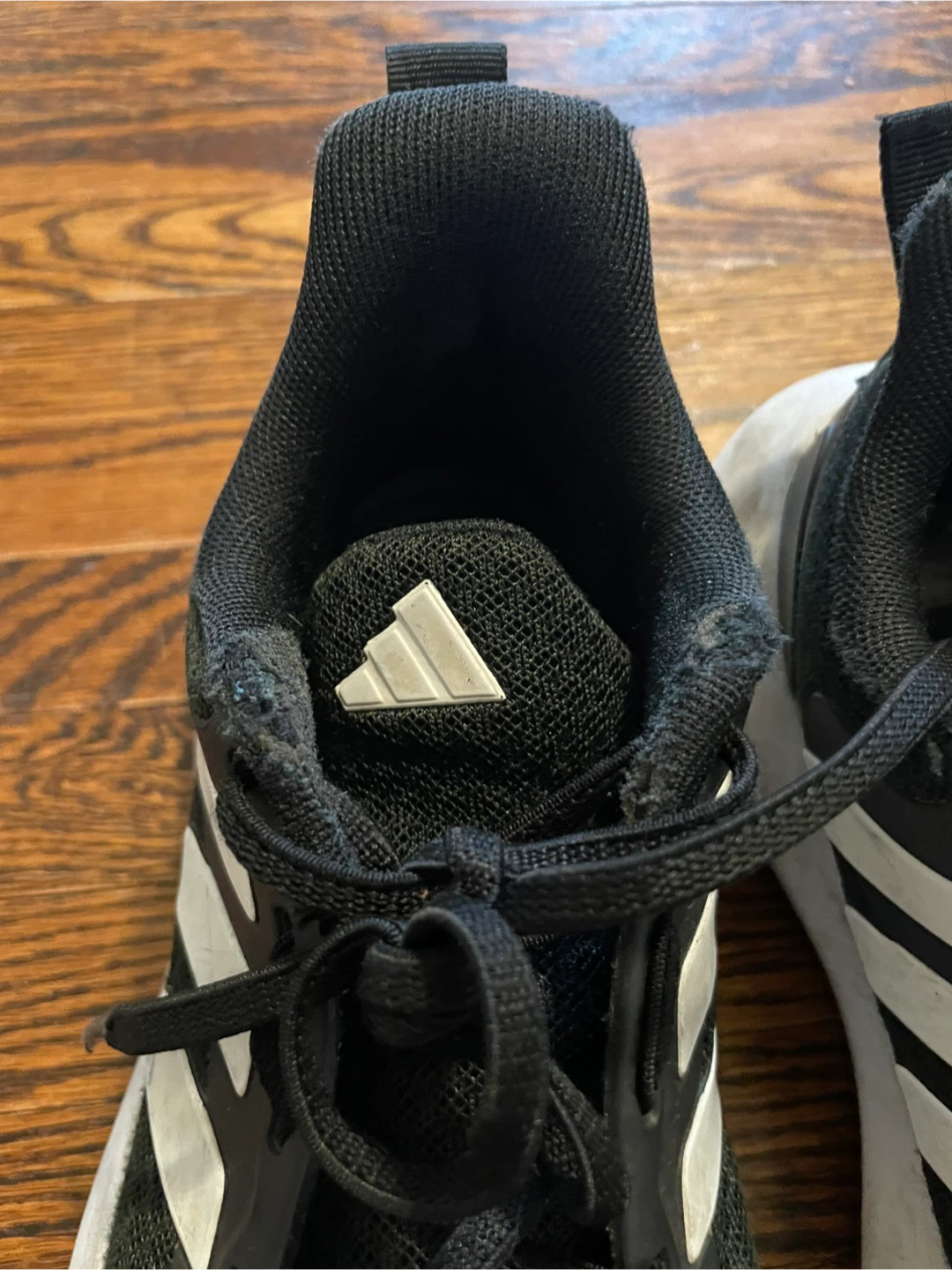 🏈 Adidas Kids Running Shoes Black Size 3.5 - photo 4