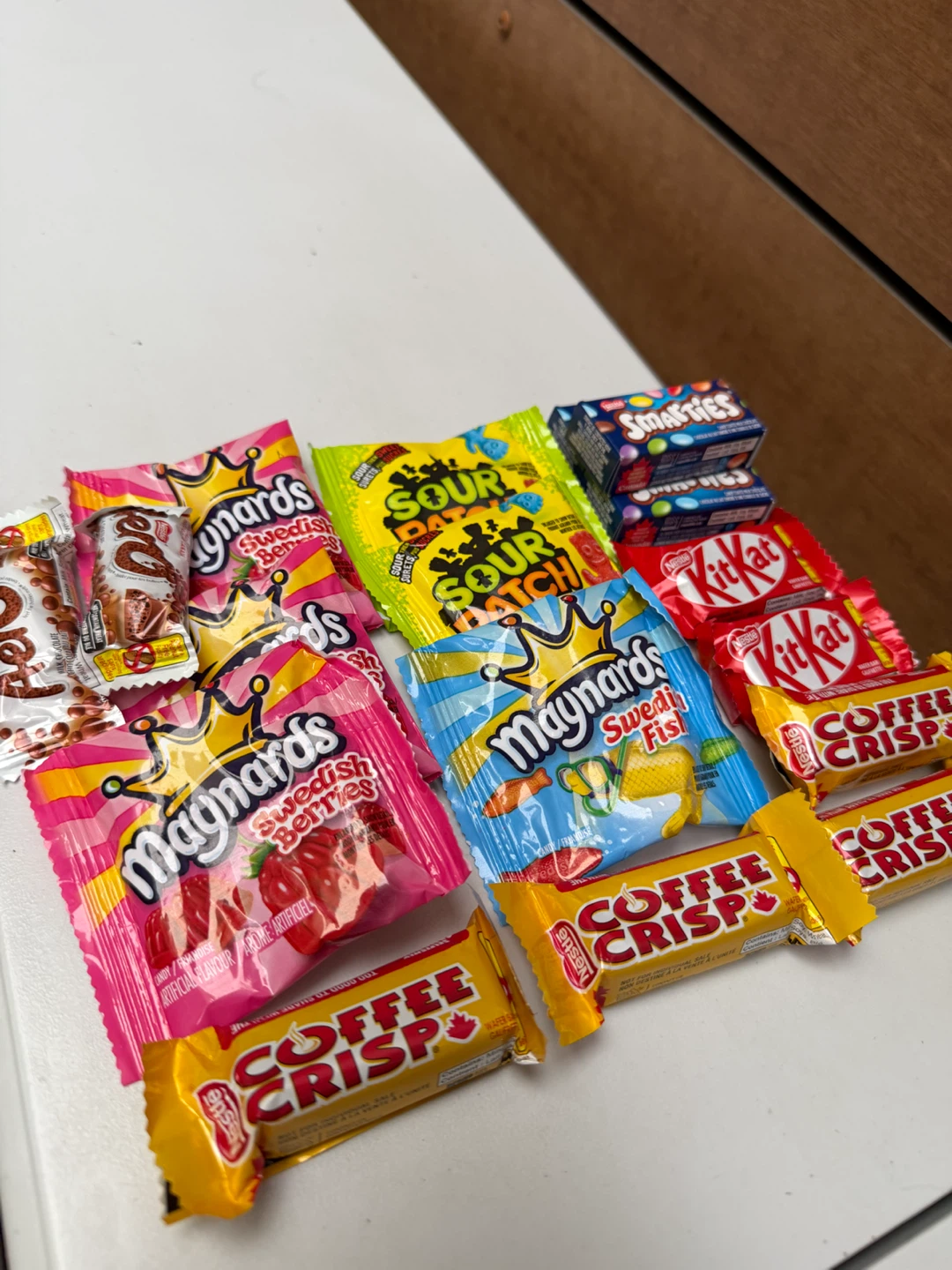 Assorted Nestlé and Maynards Chocolate and Candy Mix