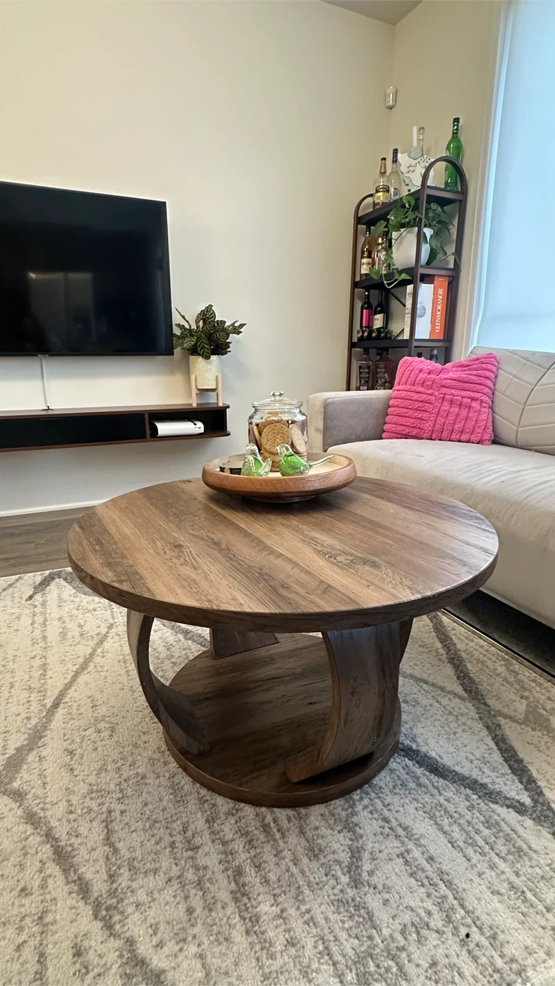 Round Wooden Coffee Table - photo 3