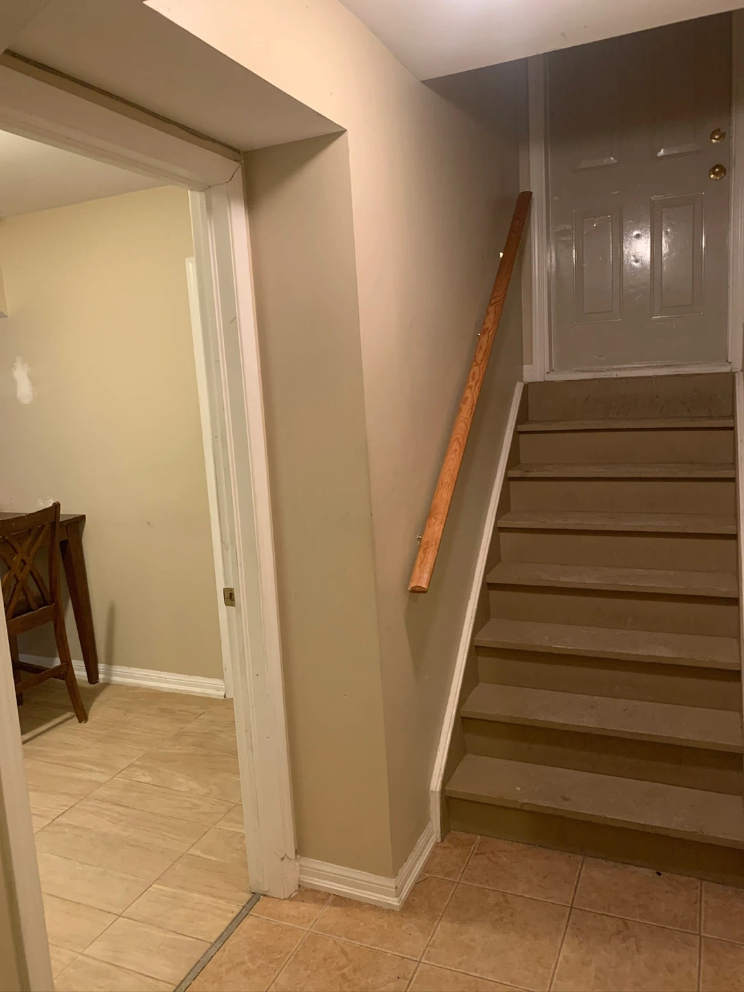 Private Bedroom for Rent $900 All Inclusive NW Brampton - photo 4