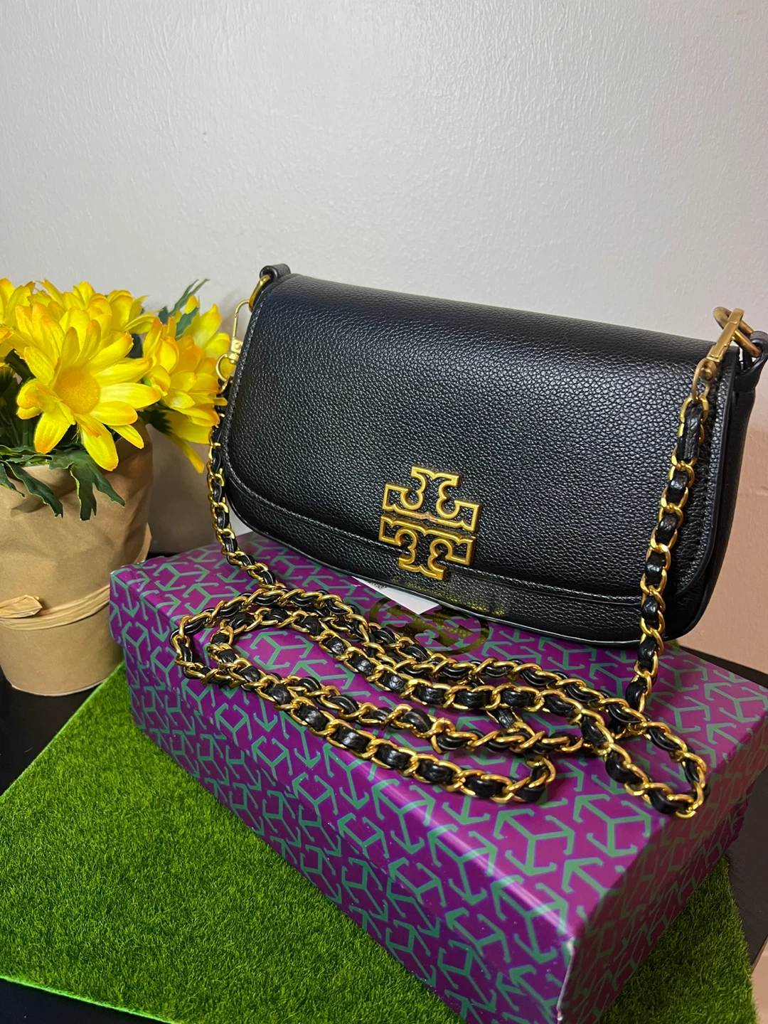 Tory Burch Black Leather Shoulder Bag