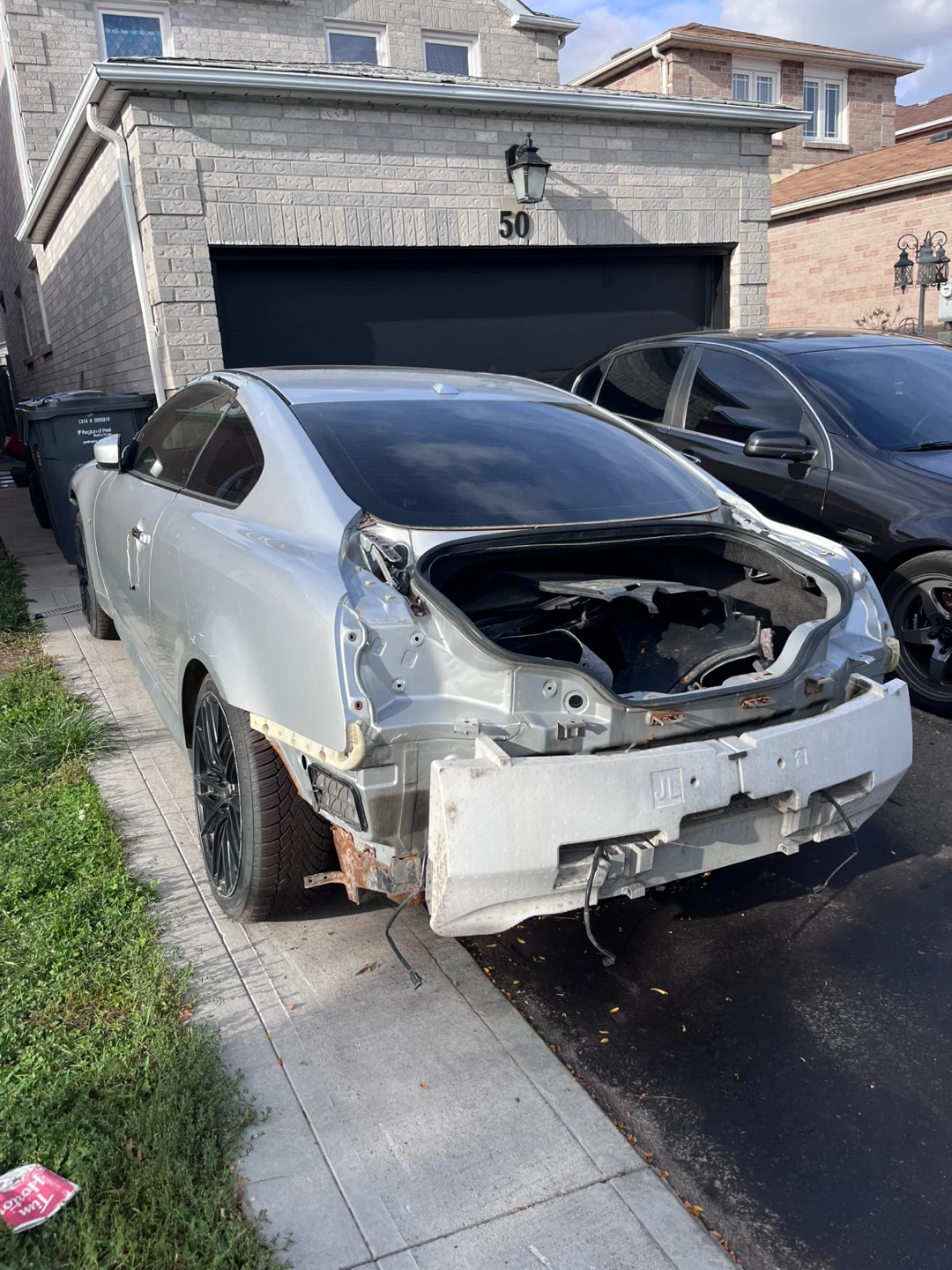 G37 Coupe Part Out - photo 2