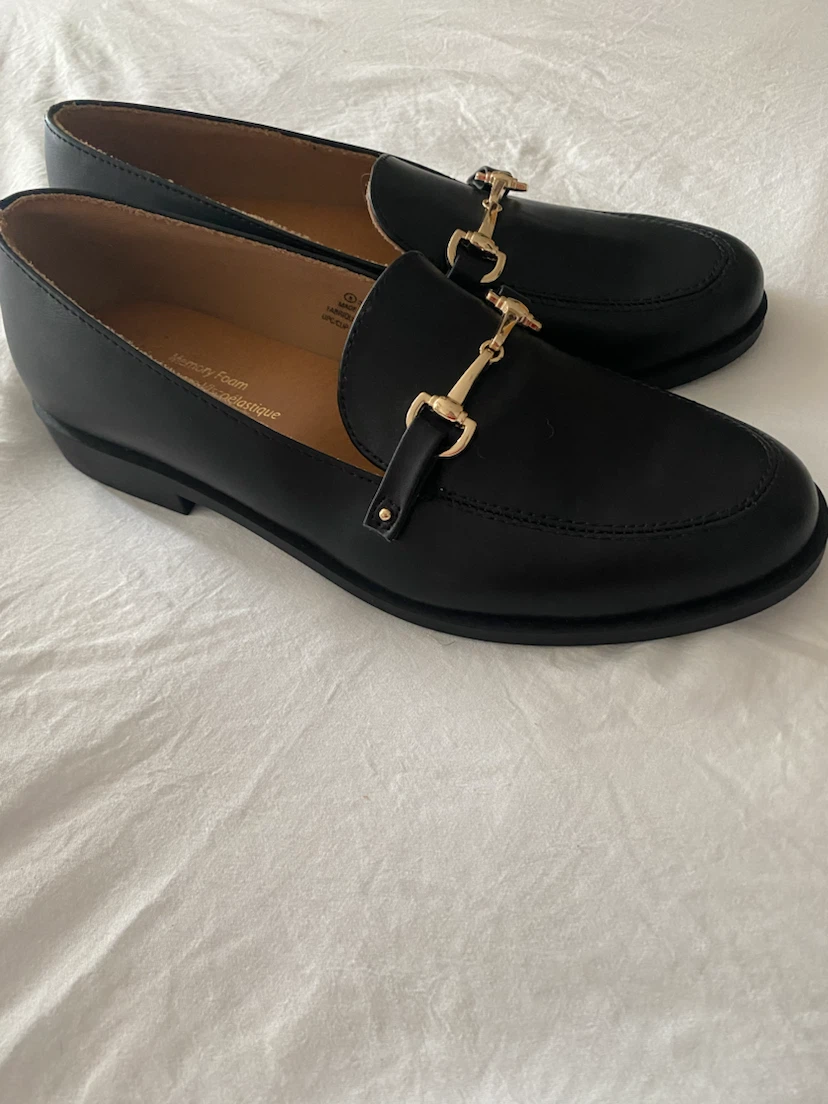 Time and Tru Black Loafers Size 8 - photo 2