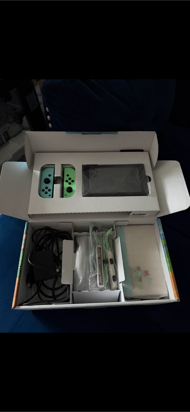 Nintendo Switch - Animal Crossing: New Horizons Edition - photo 4