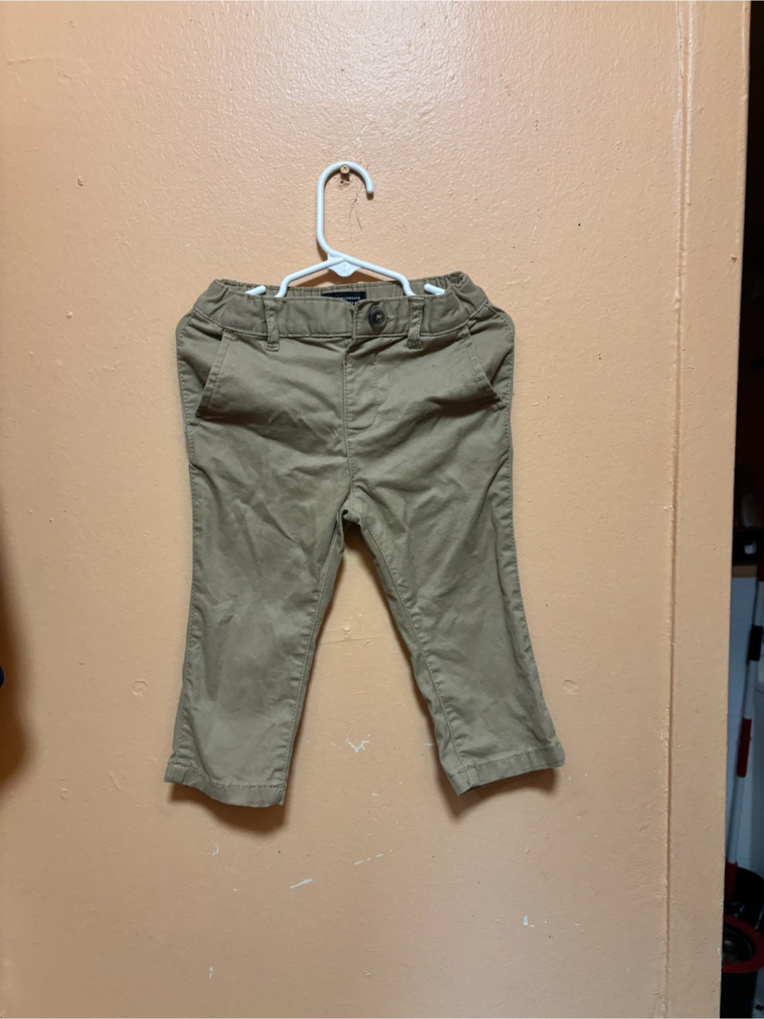 🏈The Children's Place Khaki Pants 18-24M