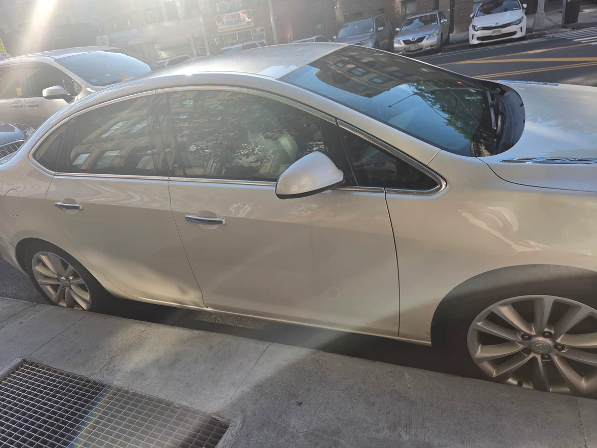 Buick Verano Sedan White - photo 5