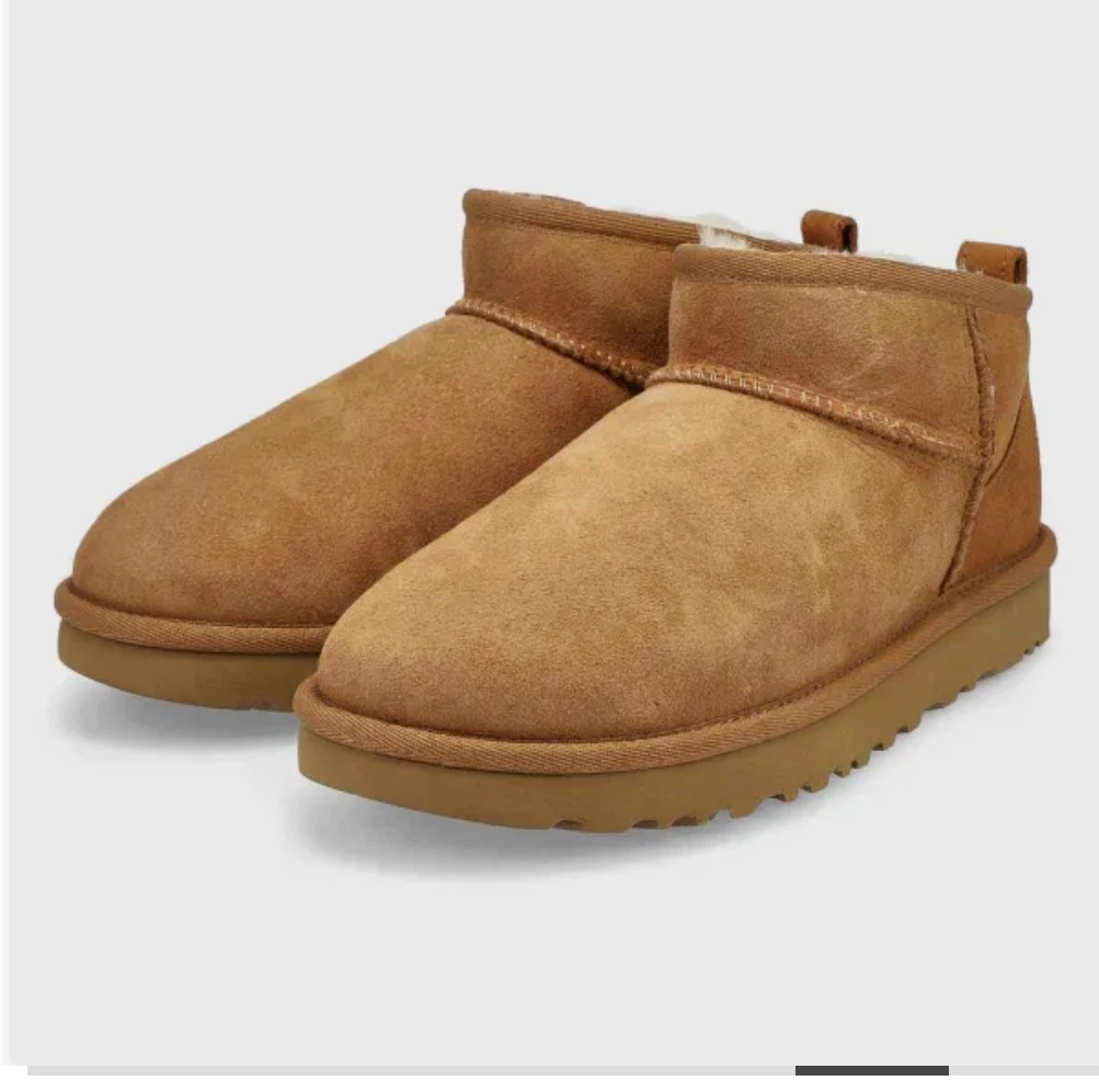 Mini Uggs Size 8