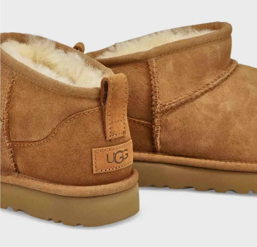 Mini Uggs Size 8 - photo 2