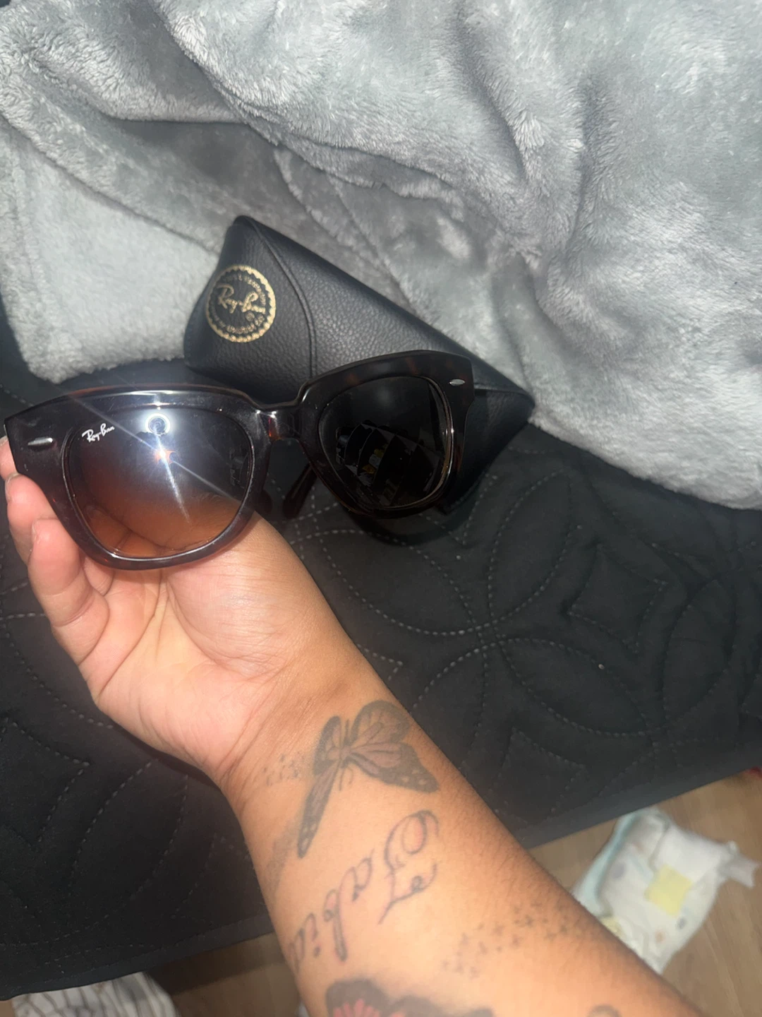 Ray-Ban Tortoise Shell Sunglasses - photo 4