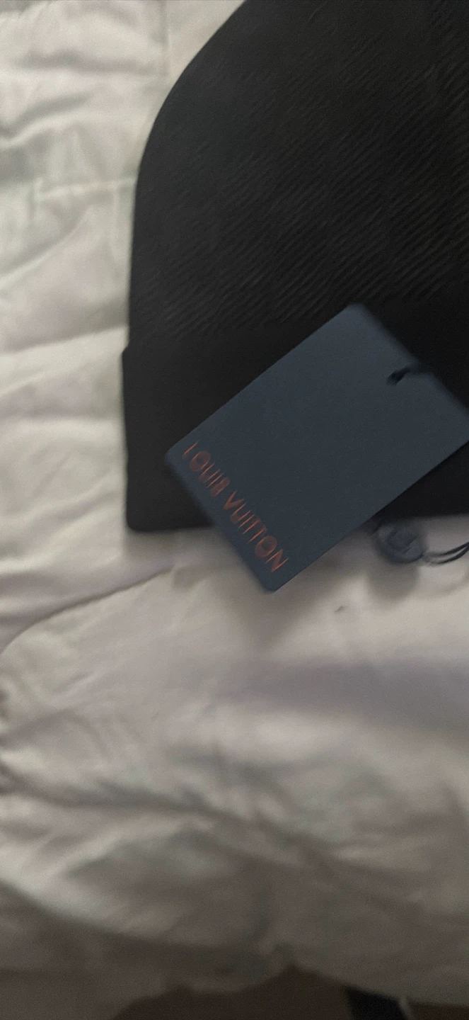Louis Vuitton Black Beanie - photo 3