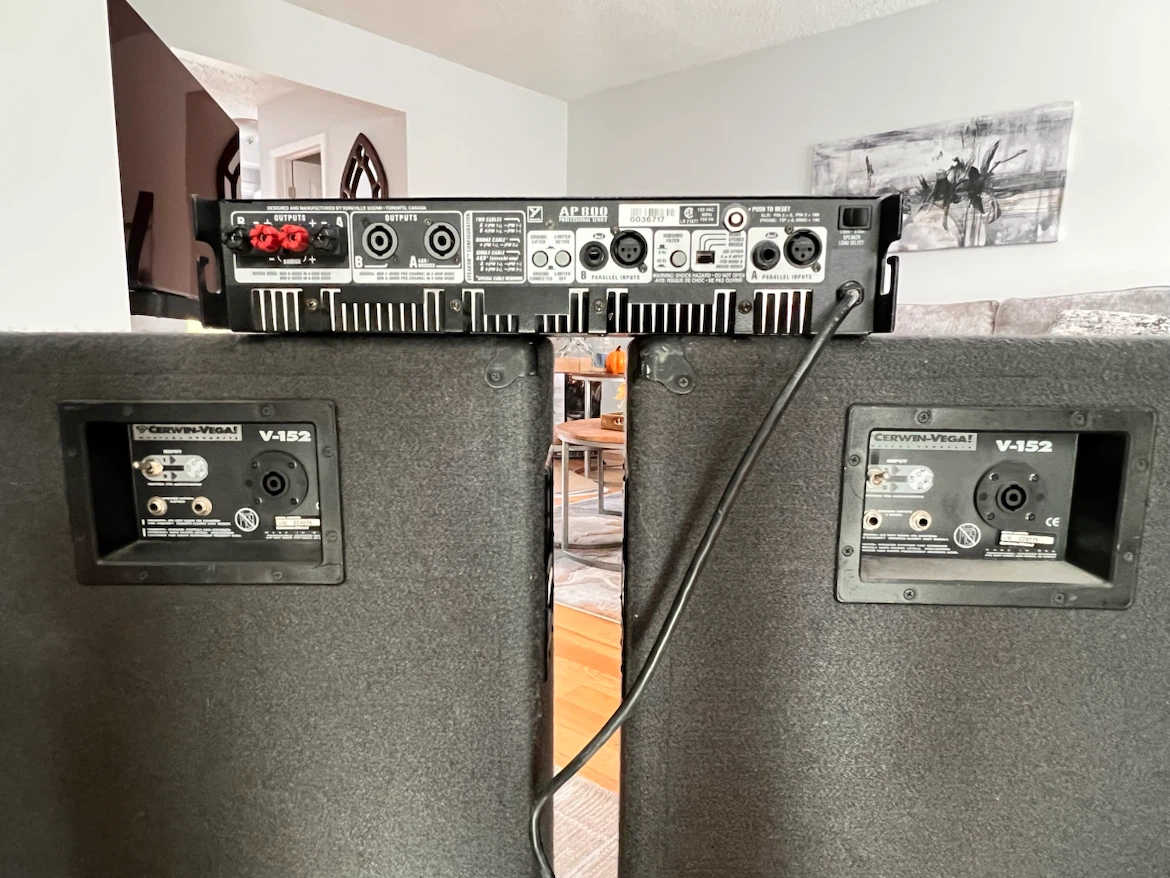 Cerwin-Vega V-152 PA System + Yorkville AP800 Amp - photo 4