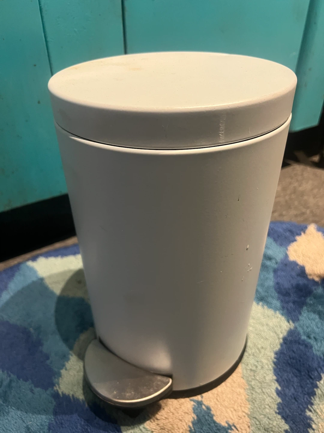 Waste paper bin