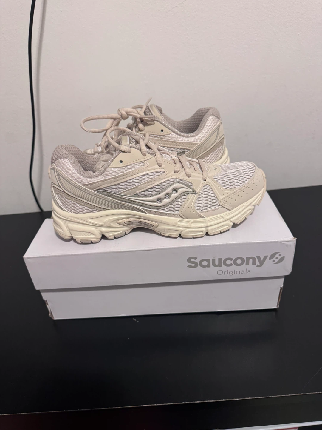 Saucony Originals Sneakers Cream Size 5 - photo 5