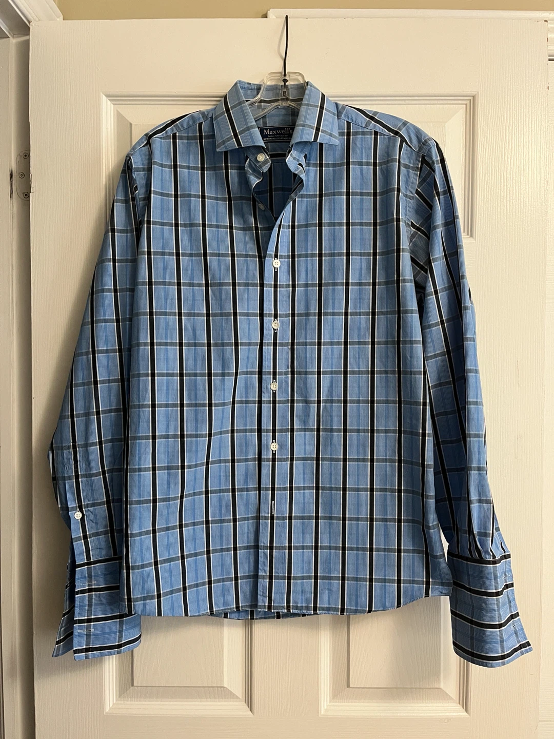 Men’s Maxwell’s Dress Shirt - Size Medium