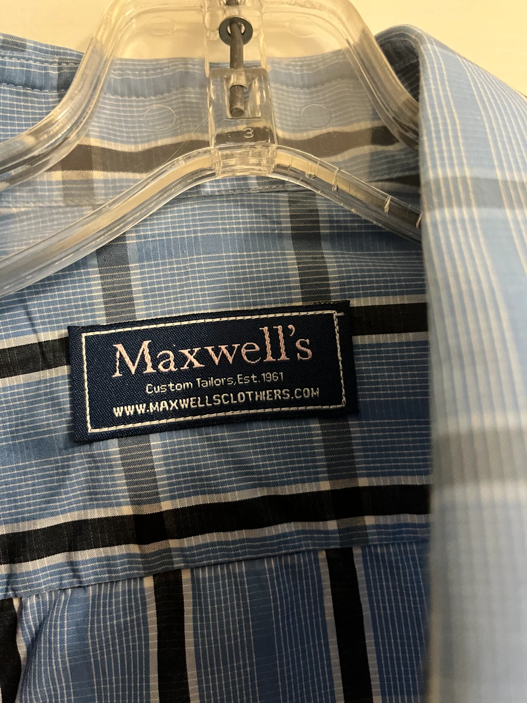 Men’s Maxwell’s Dress Shirt - Size Medium - photo 2