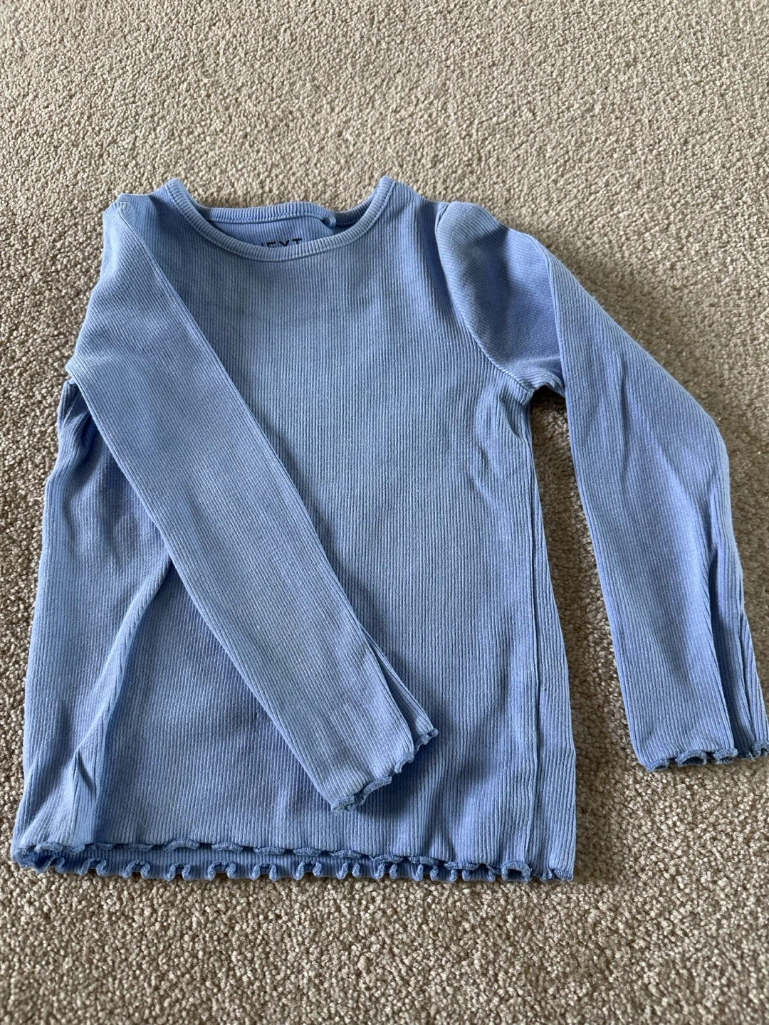 4 Long Sleeve Tops Size 3 Years - photo 3
