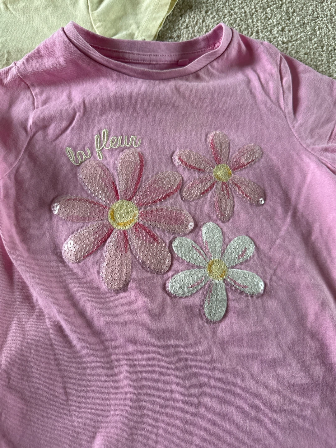 Two Girls' T-Shirts size 2/3 - photo 2