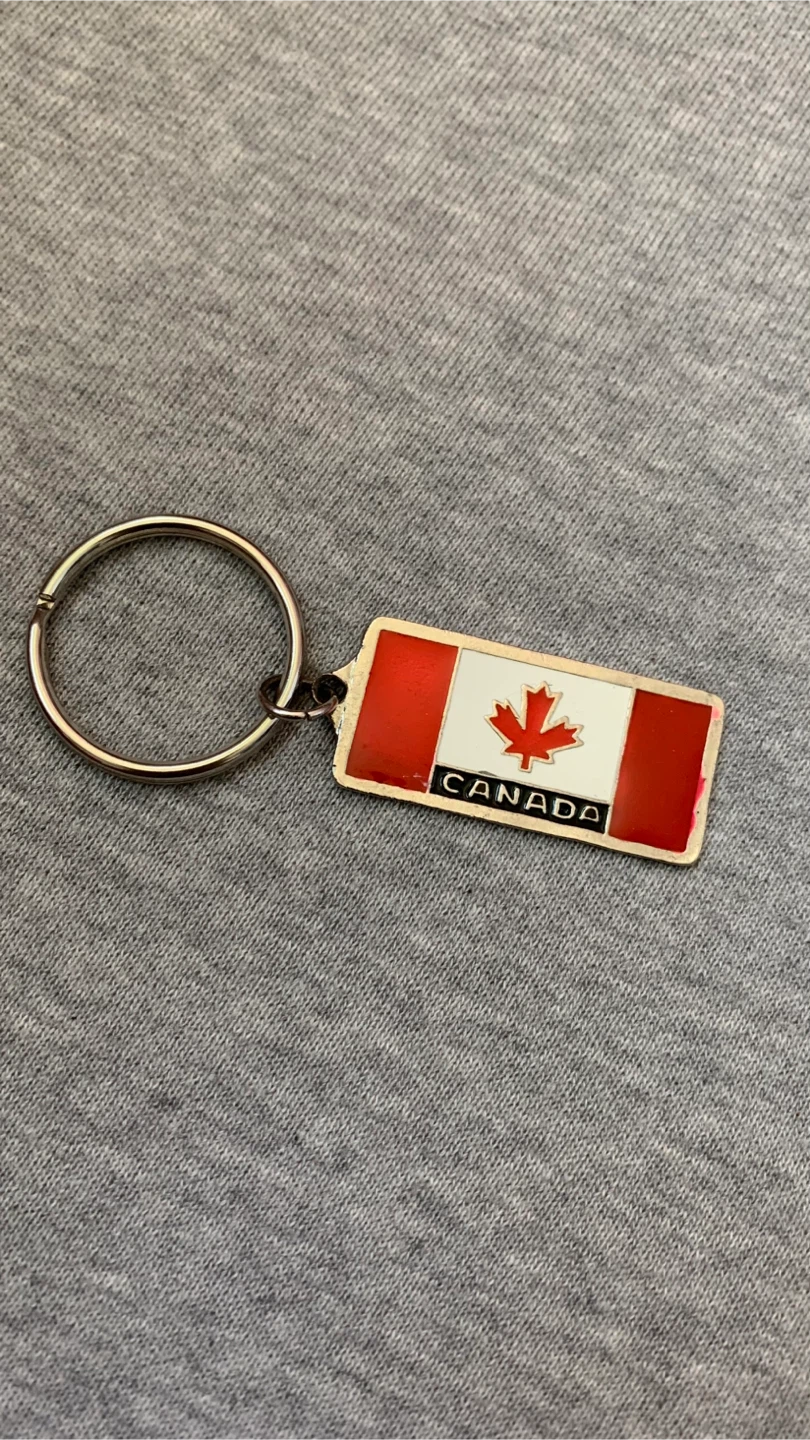 Canada Flag Keychain 🏈