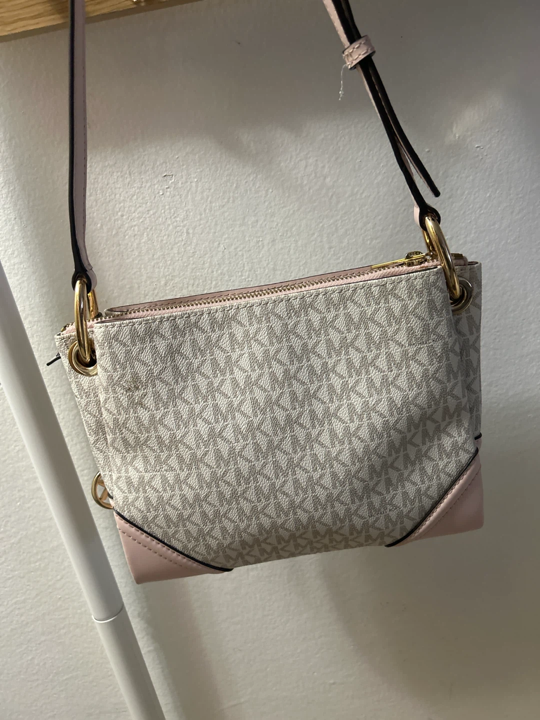 Michael Kors Logo Crossbody Bag 🏈 - photo 2