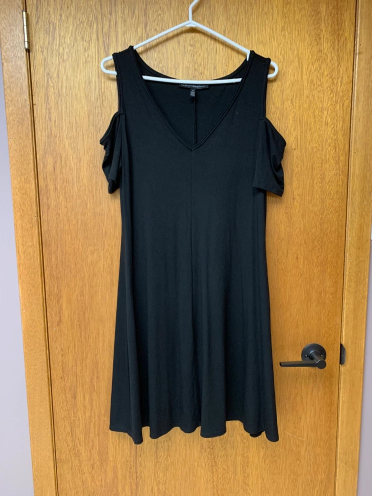 🏈Cold Shoulder Dress