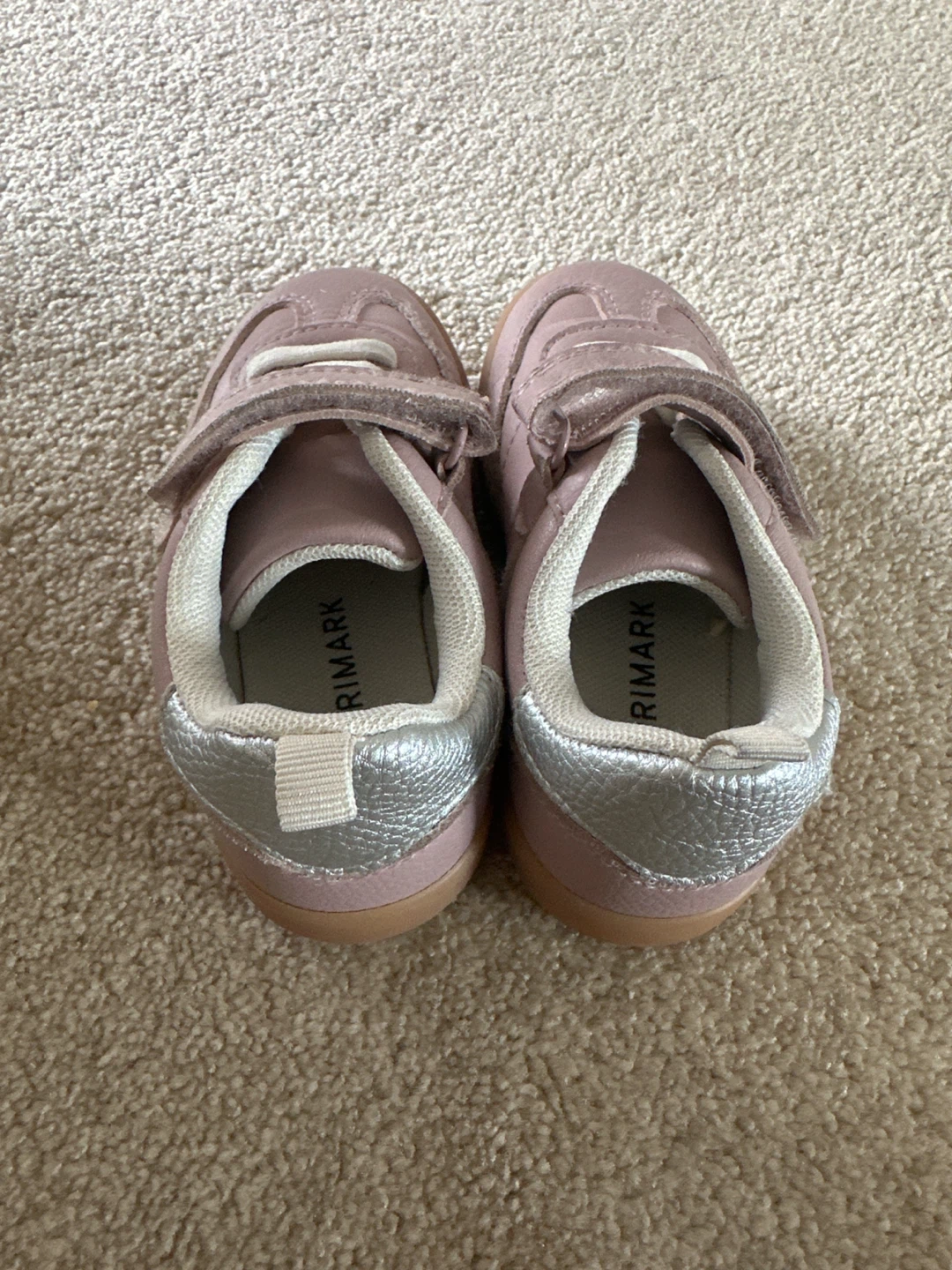 Pink Sneakers/Trainers US9 EU25/26 - photo 2