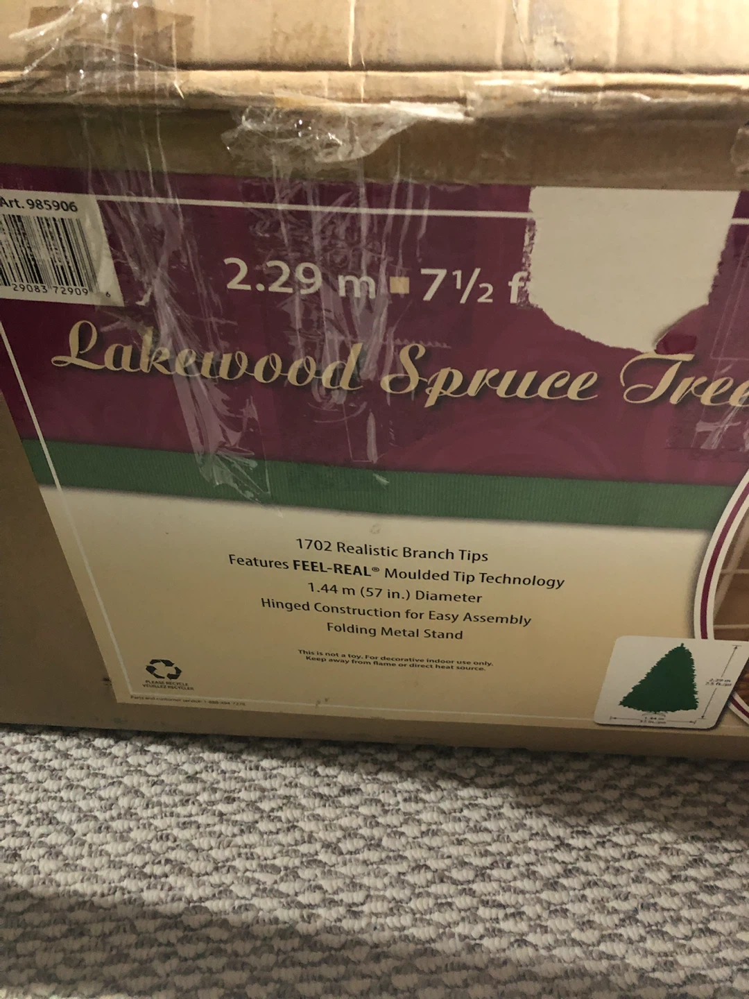 Lakewood Spruce Artificial Christmas Tree 7.5 ft