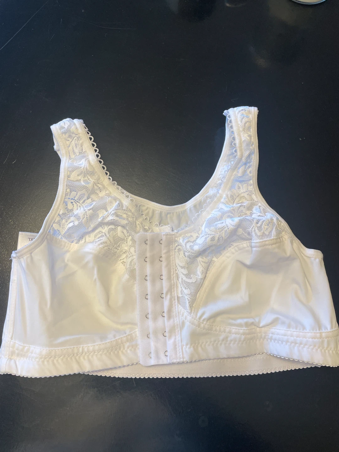 White Front-Closure Lace Bra