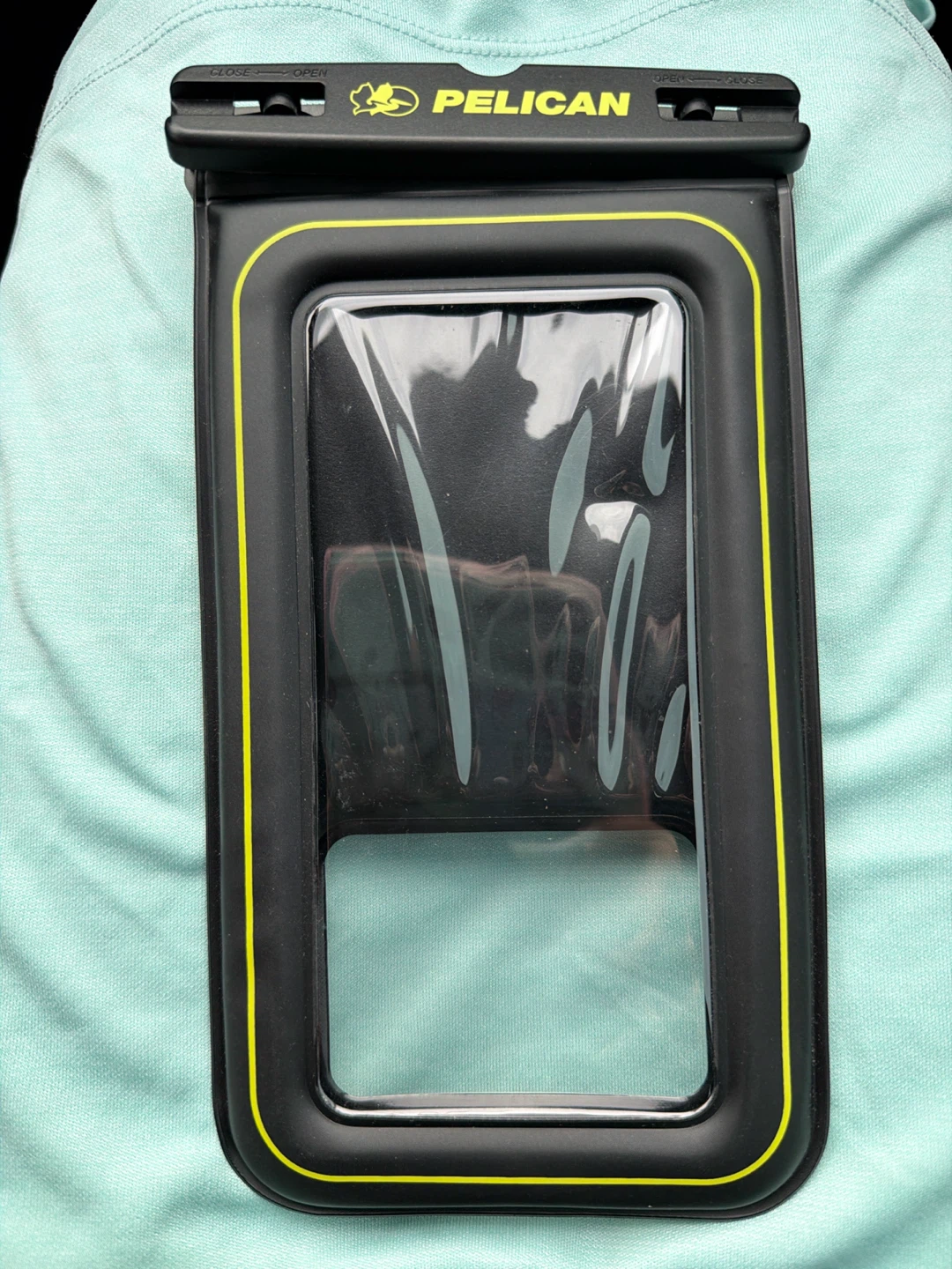 🏈 Pelican Waterproof Phone Pouch