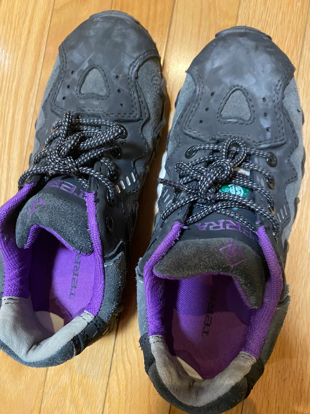 Terra Women's Safety Shoes, Size 7.5 🏈