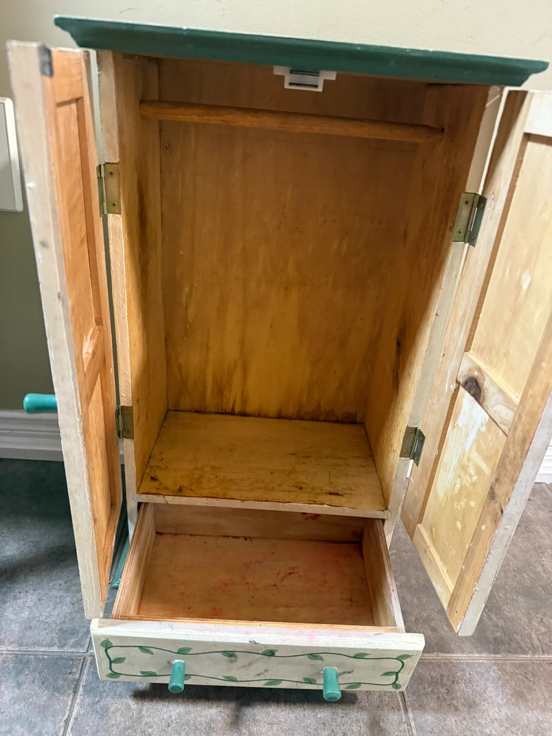 Wooden doll wardrobe with drawer 🏈 - photo 3
