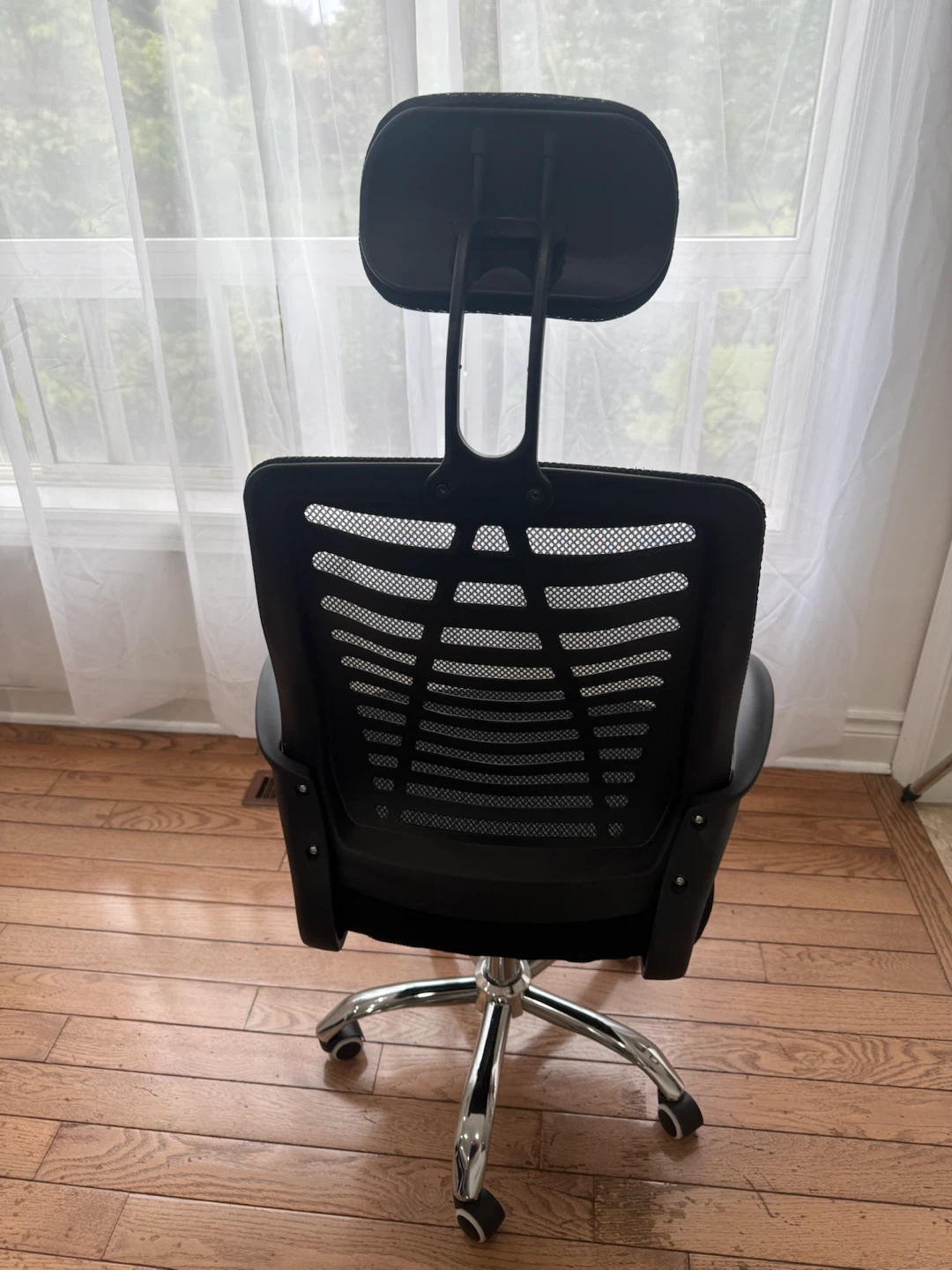$40 Black Ergonomic Mesh Office Chair