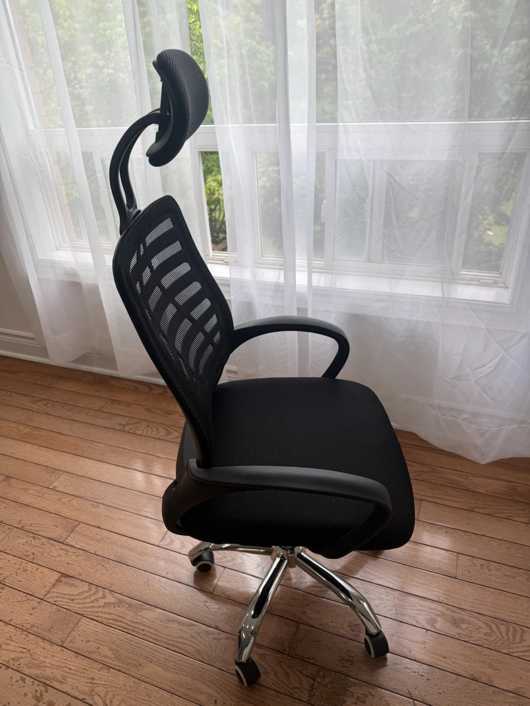$40 Black Ergonomic Mesh Office Chair - photo 3