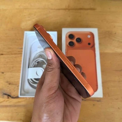 iPhone 17 Pro Max 1TB Like New - photo 2