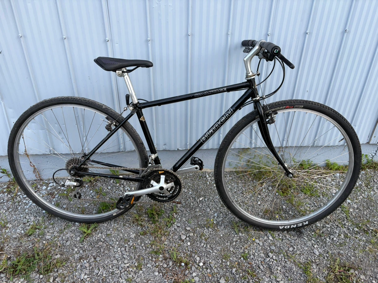 Bianchi Vintage Hybrid Gravel Bike Medium