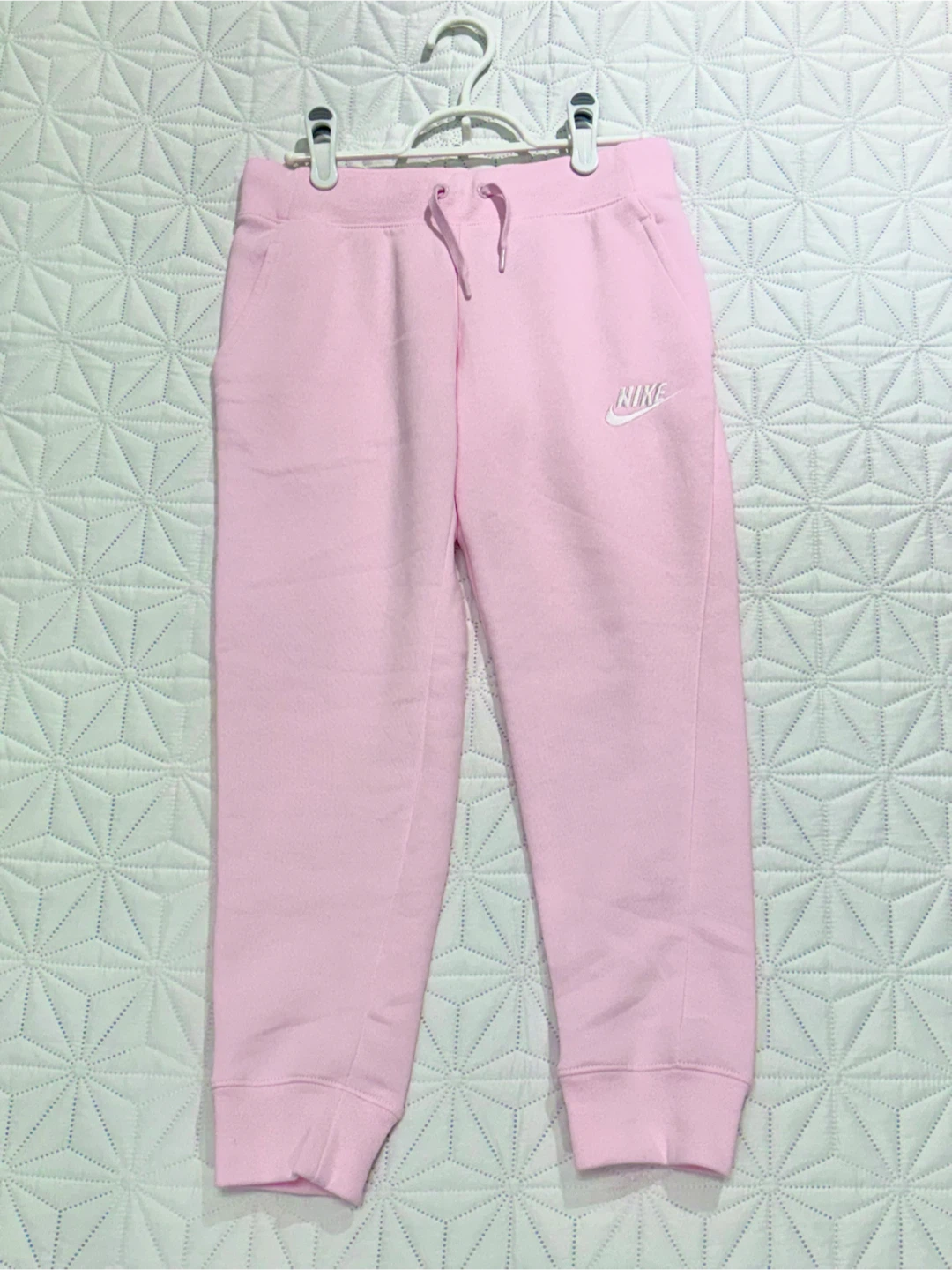 New! Nike Pink Sweatpants kids