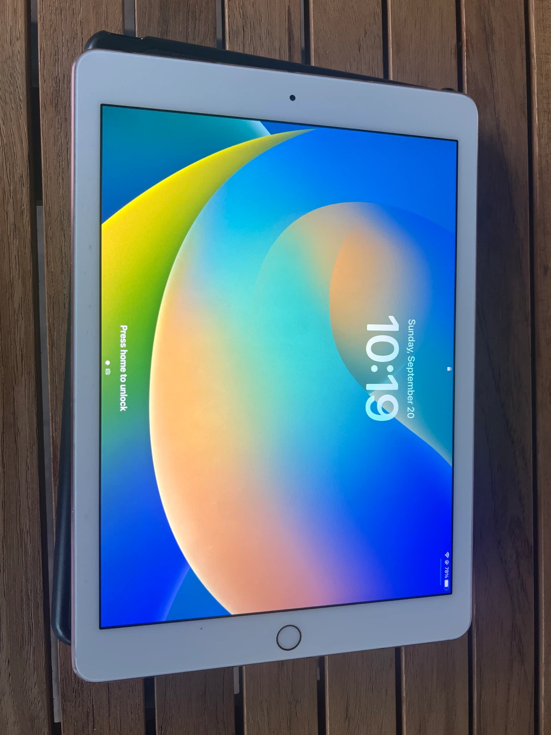 Apple iPad Pro 9.7” with Keyboard Case - photo 4