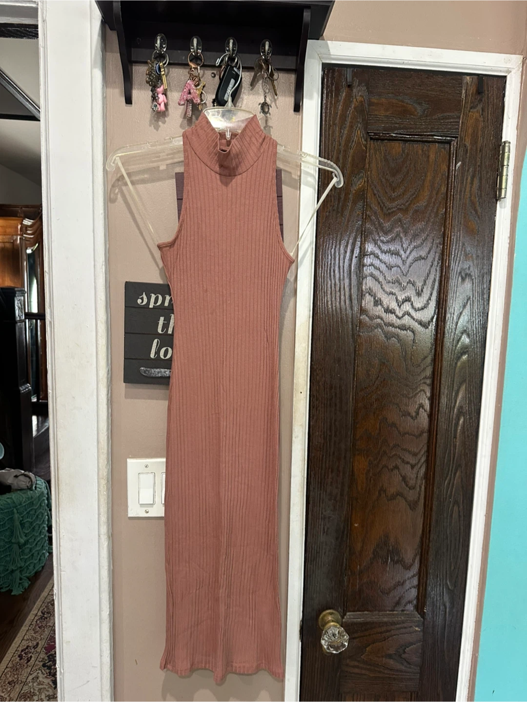 Black Sleeveless Dress and Mauve Ribbed High-Neck Dress - photo 5