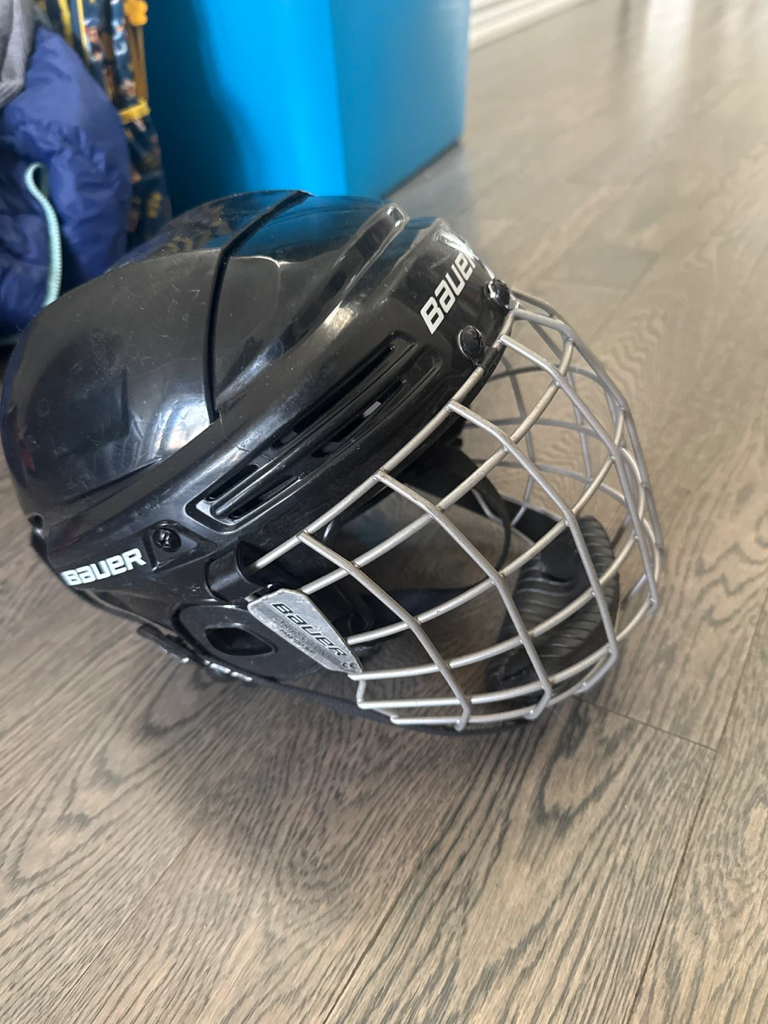 Bauer Hockey Skates and Helmet Set - photo 2