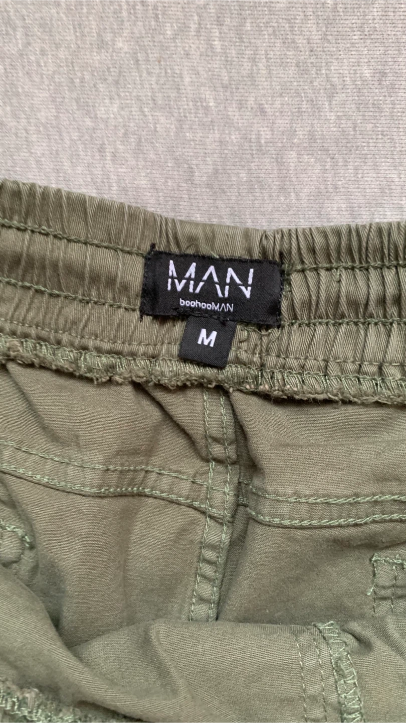 boohooMAN Olive Green Cargo Pants - Size M 🏈 - photo 3